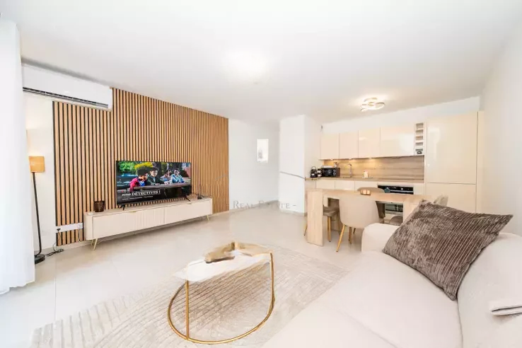 Квартира в Каннах, Франция, 47 м² - фото 2