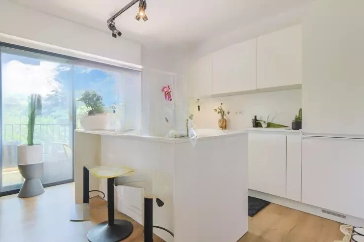 Квартира в Каннах, Франция, 84 м² - фото 2