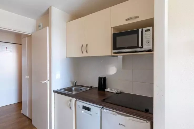 Квартира в Каннах, Франция, 27 м² - фото 2