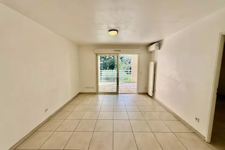 Квартира в Каннах, Франция, 40 м² - фото 2