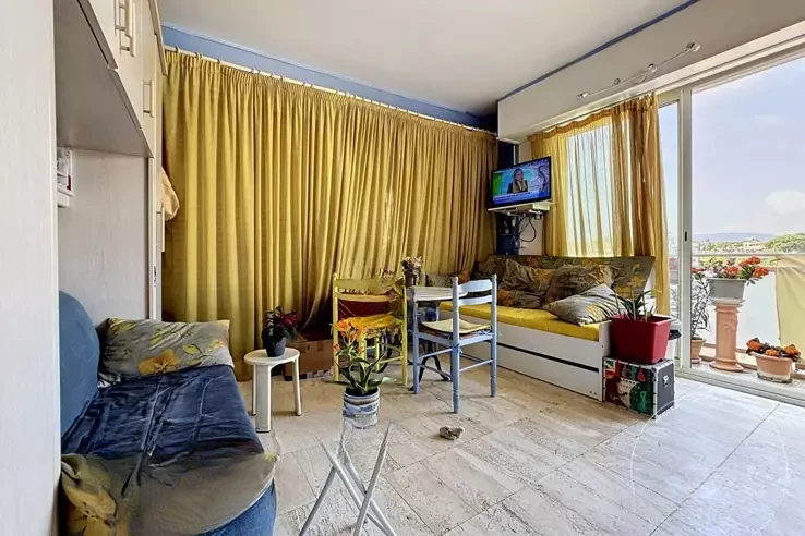 Квартира в Каннах, Франция, 20 м² - фото 2