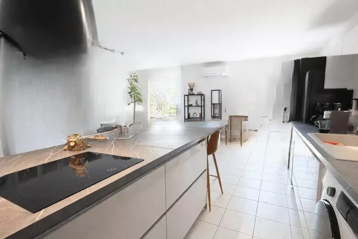Квартира в Каннах, Франция, 75 м² - фото 2