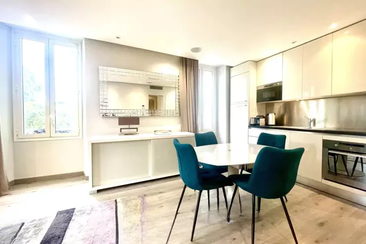 Квартира в Каннах, Франция, 36 м² - фото 2