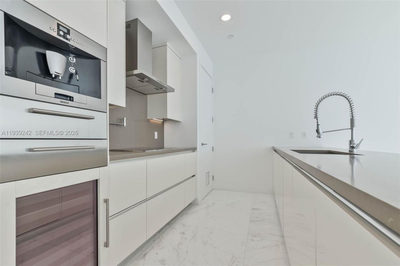 Квартира в Майами, США, 200 м² - фото 8