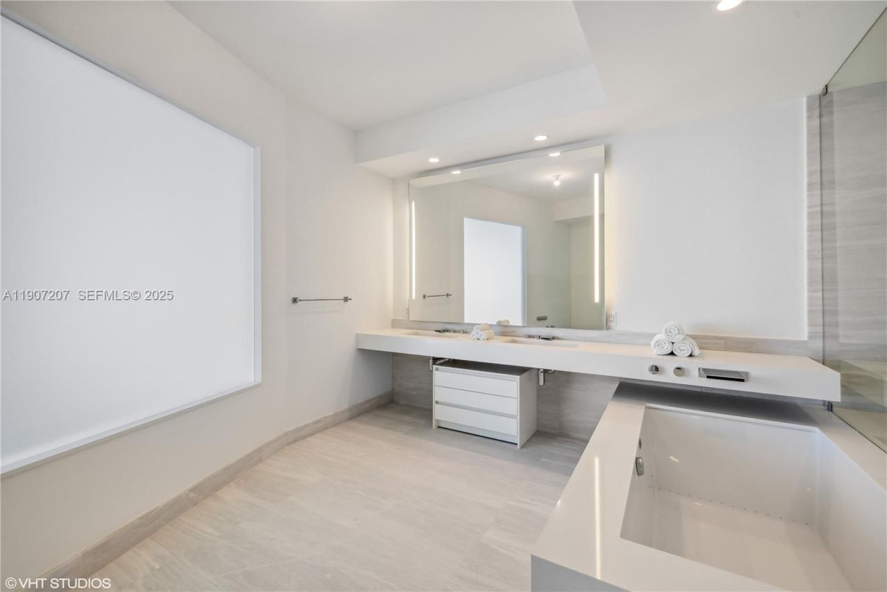 Квартира в Майами, США, 300 м² - фото 12