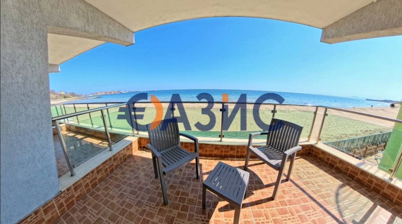 Апартаменты в Несебре, Болгария, 130.9 м² - фото 1