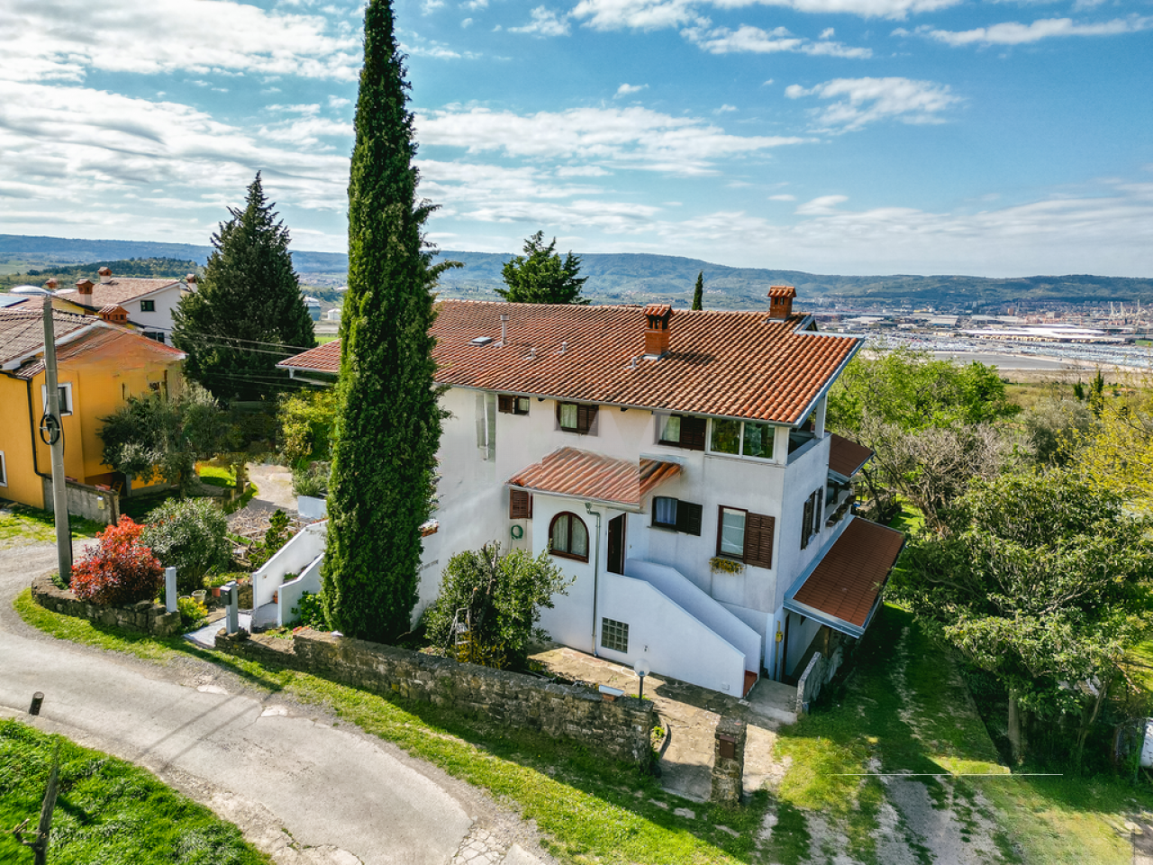 Дом в Анкаране, Словения, 329 м² - фото 1