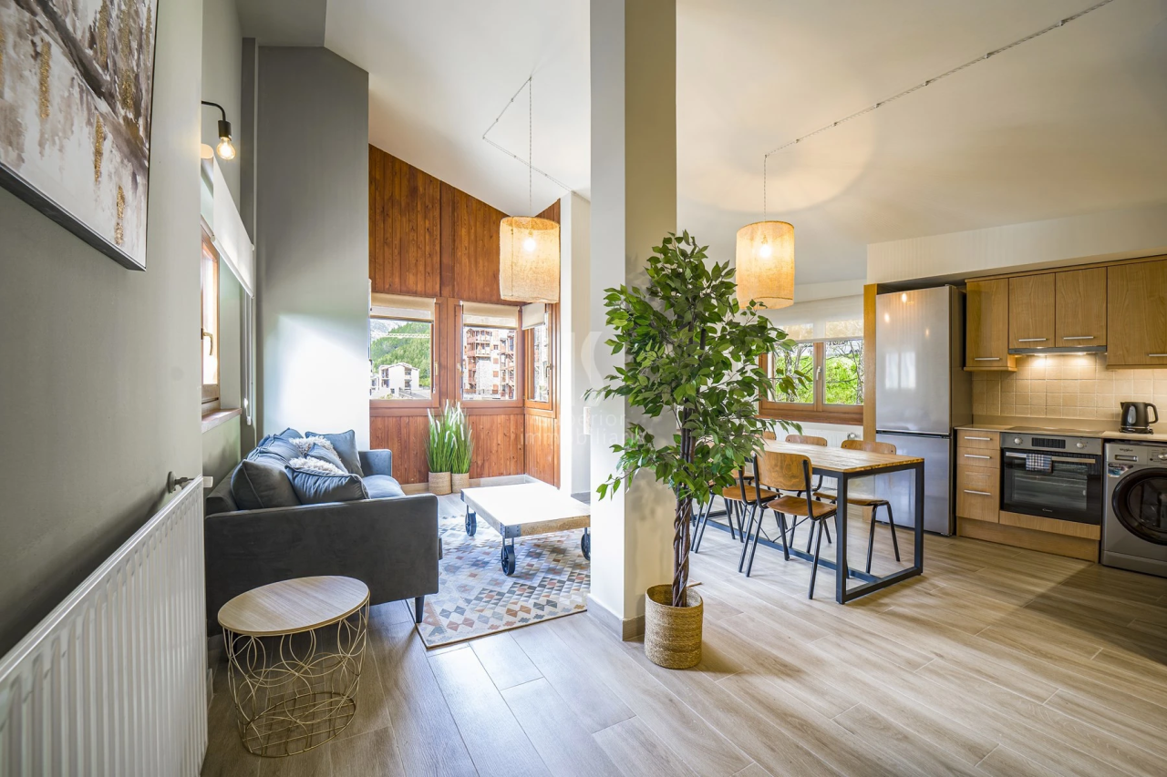 Квартира в Сольдеу, Андорра, 81 м² - фото 1