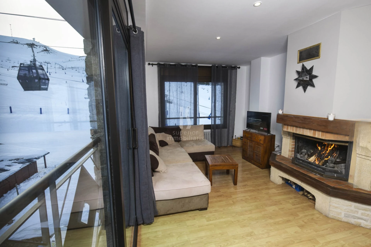 Квартира в Пас-де-ла-Касе, Андорра, 160 м² - фото 1