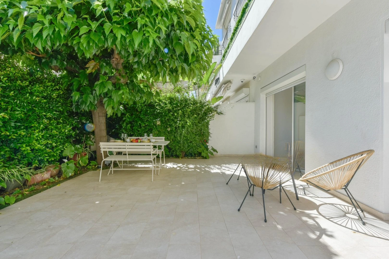 Квартира в Каннах, Франция, 55 м² - фото 1
