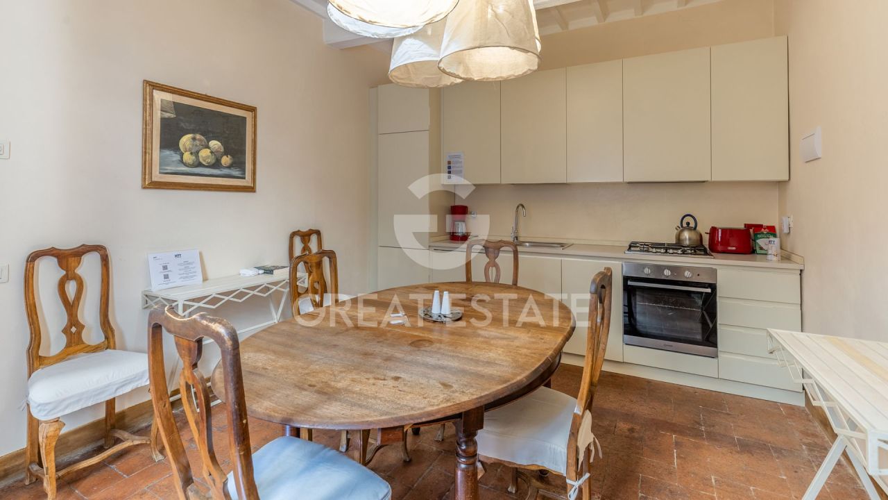 Апартаменты в Кортоне, Италия, 147 м² - фото 2