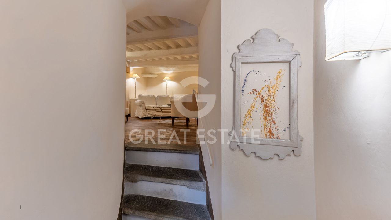 Апартаменты в Кортоне, Италия, 147 м² - фото 11