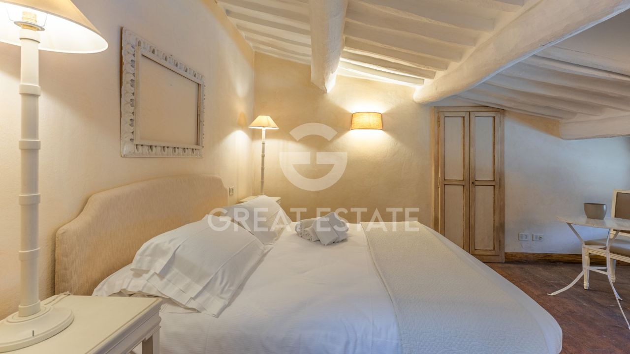 Апартаменты в Кортоне, Италия, 147 м² - фото 13