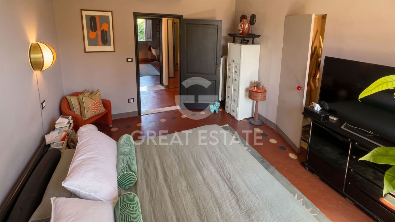Апартаменты в Ареццо, Италия, 181 м² - фото 15