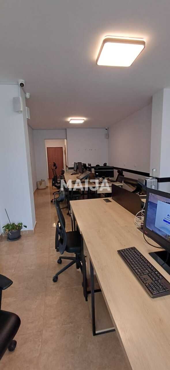 Офис в Тиране, Албания, 150 м² - фото 4