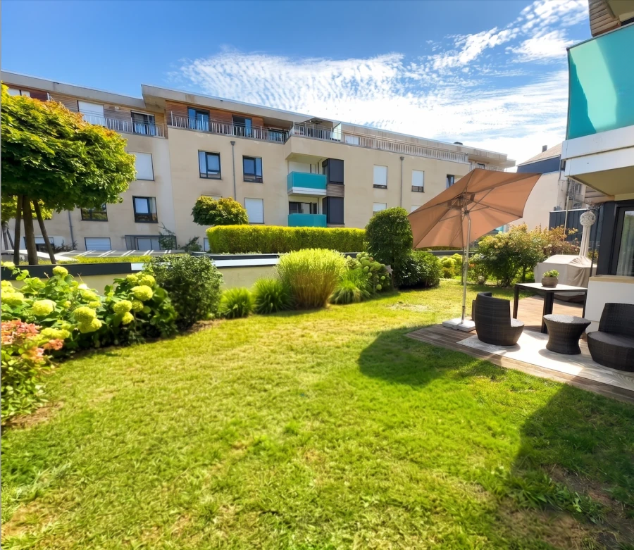 Квартира в Люксембурге, Люксембург, 81 м² - фото 1
