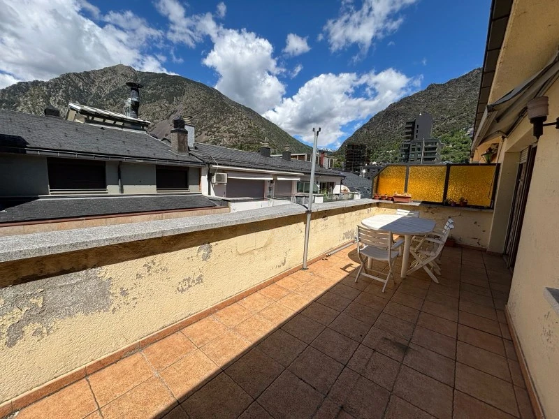 Квартира в Эскальдесе, Андорра, 155 м² - фото 3