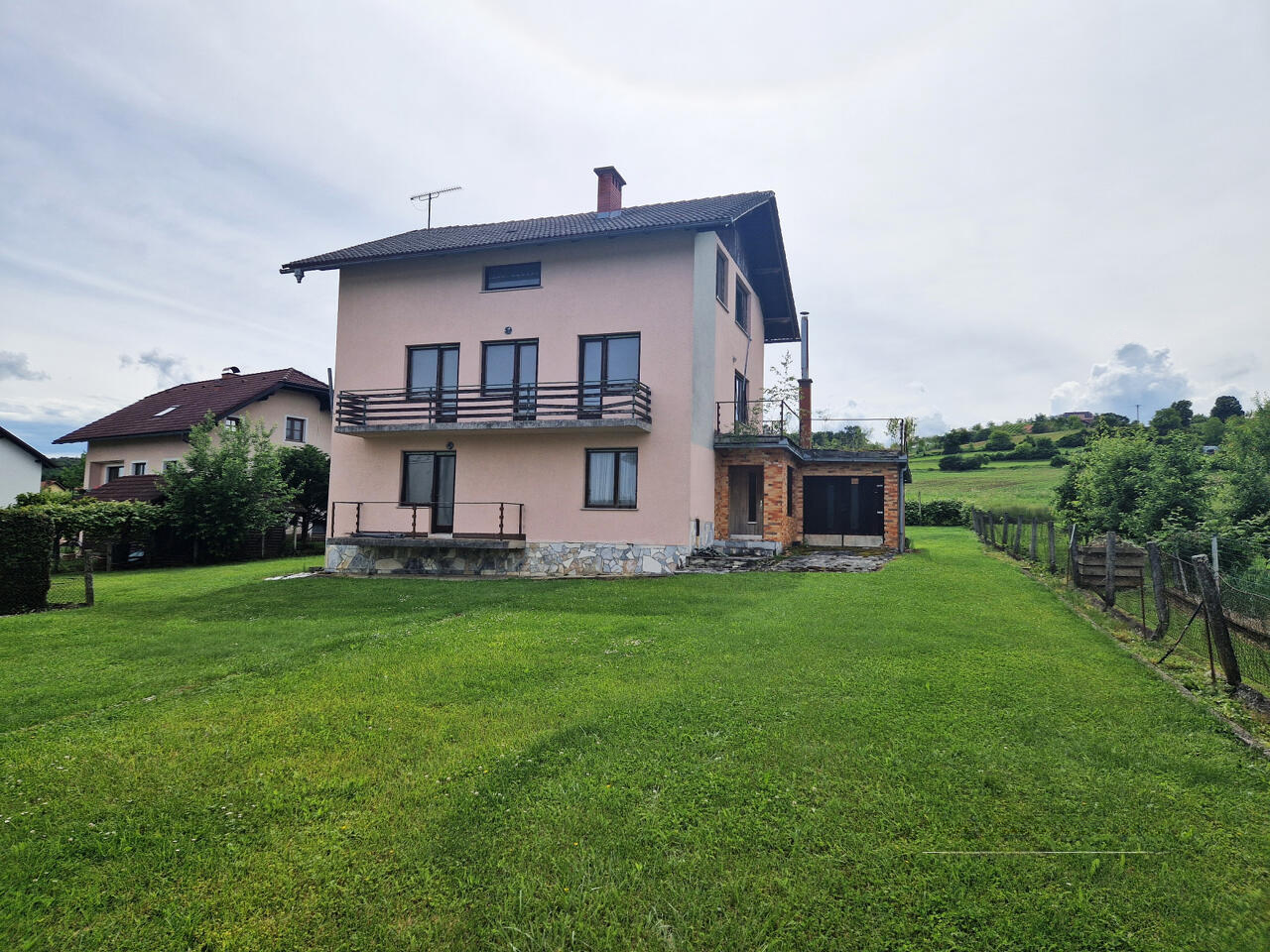 Дом в Шмарье-при-Елшах, Словения, 299 м² - фото 3