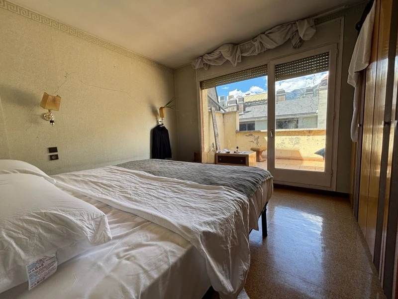 Квартира в Эскальдесе, Андорра, 155 м² - фото 8