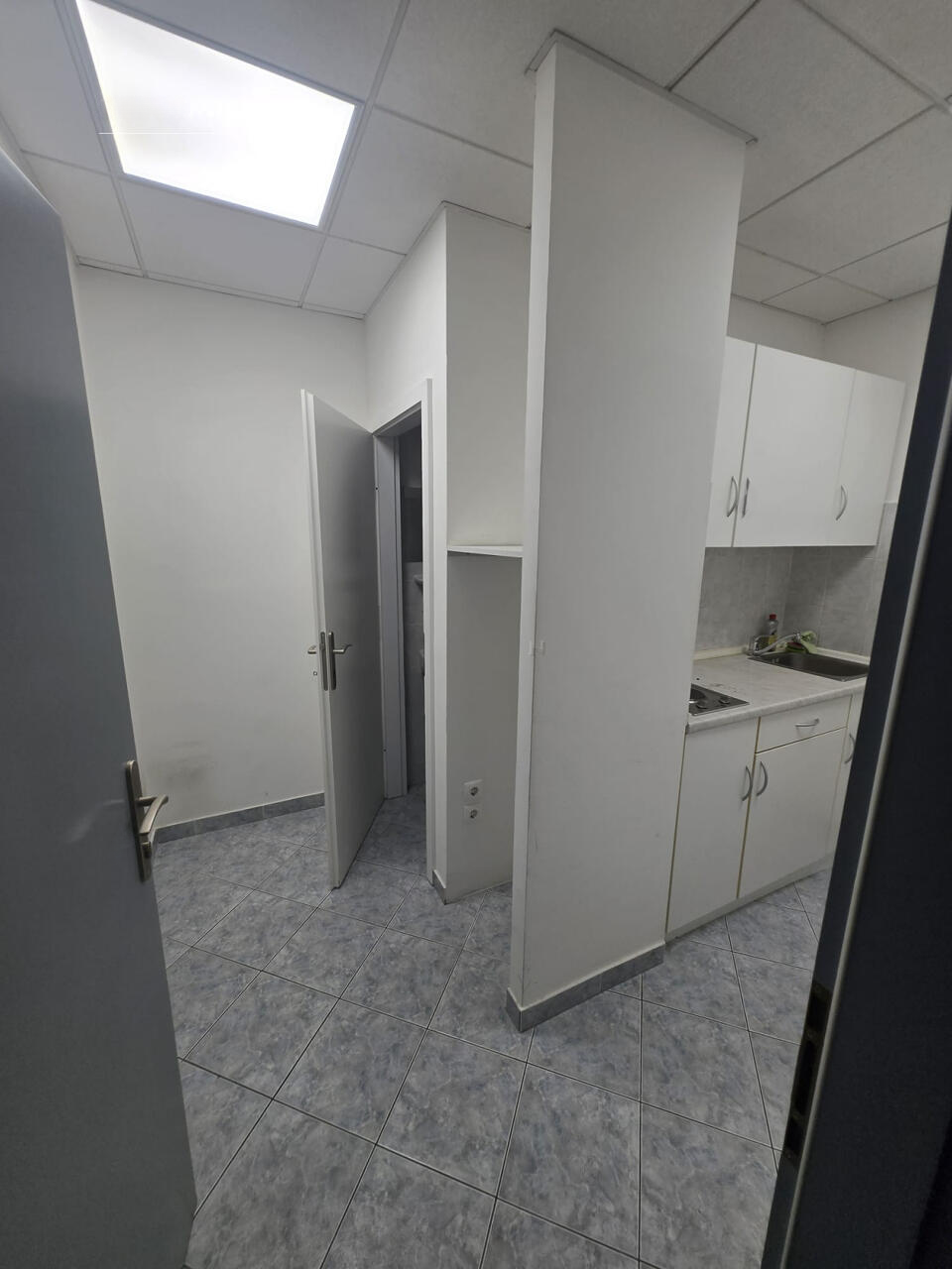 Офис в Любляне, Словения, 172 м² - фото 9