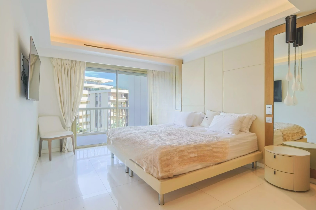 Квартира в Каннах, Франция, 130 м² - фото 11