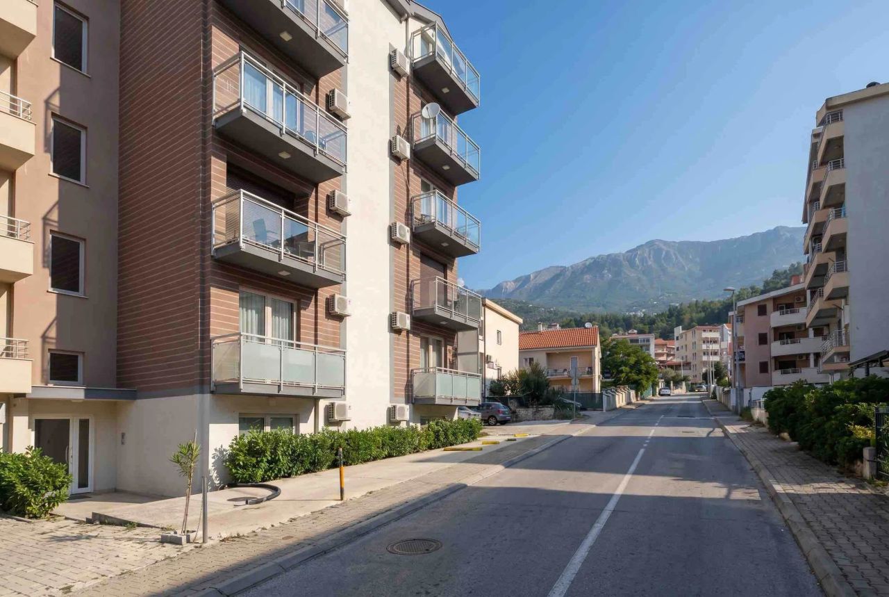Квартира в Будве, Черногория, 43 м² - фото 8