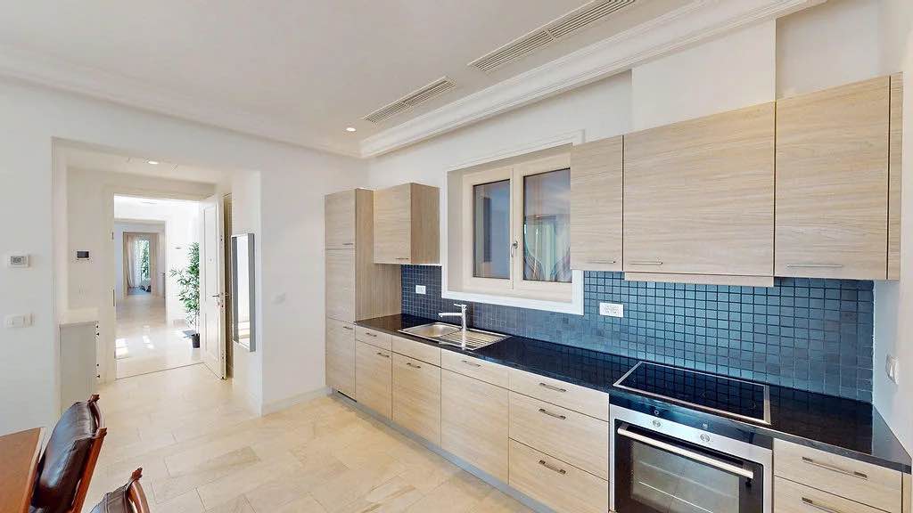 Квартира на полуострове Луштица, Черногория, 235 м² - фото 15