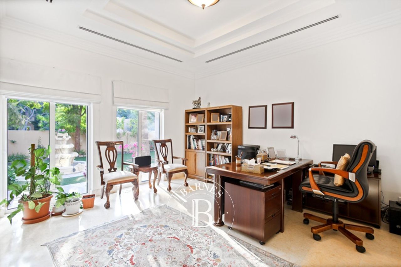 Вилла Arabian Ranches, ОАЭ, 780.4 м² - фото 6