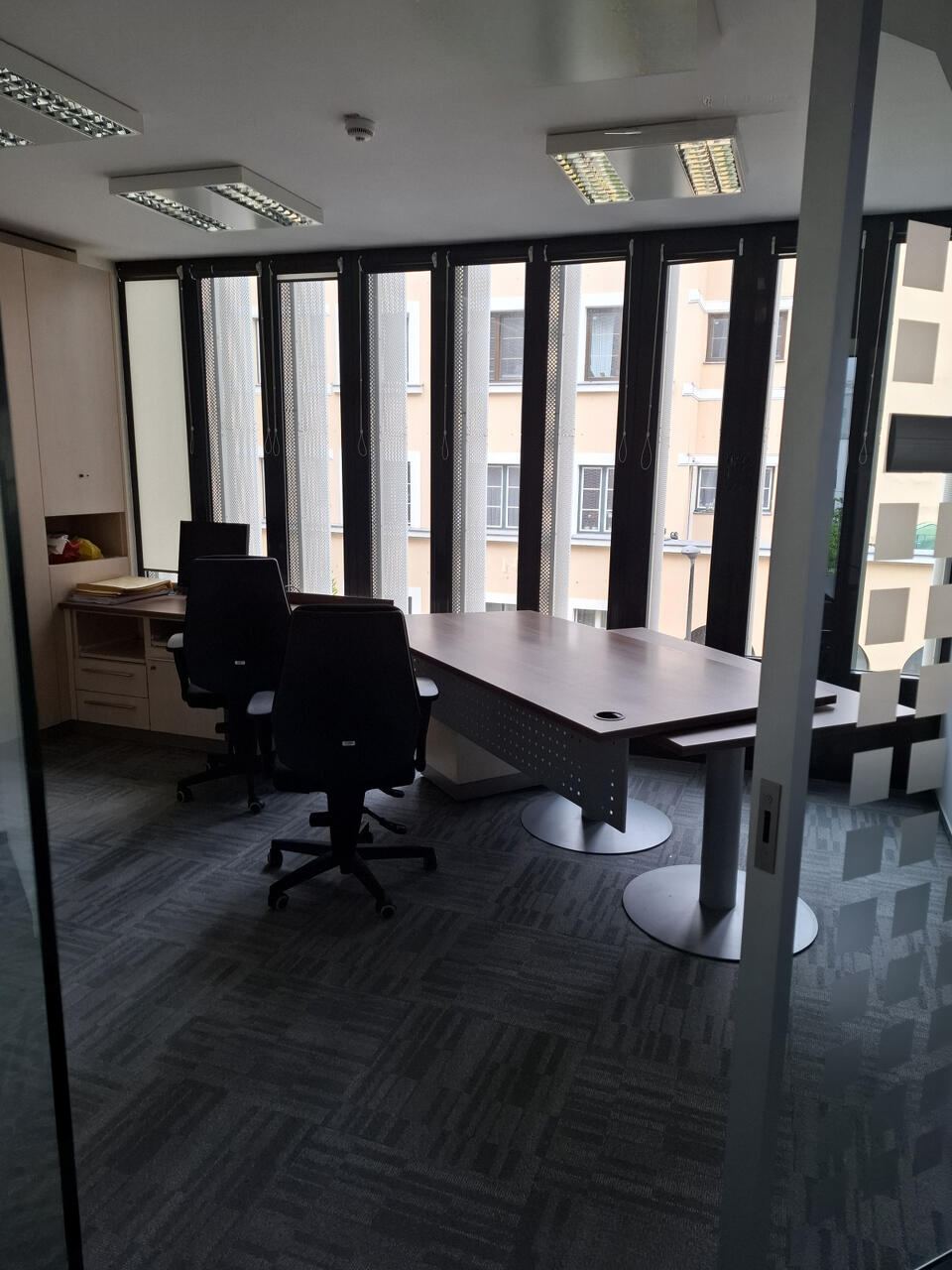 Офис в Любляне, Словения, 250 м² - фото 1