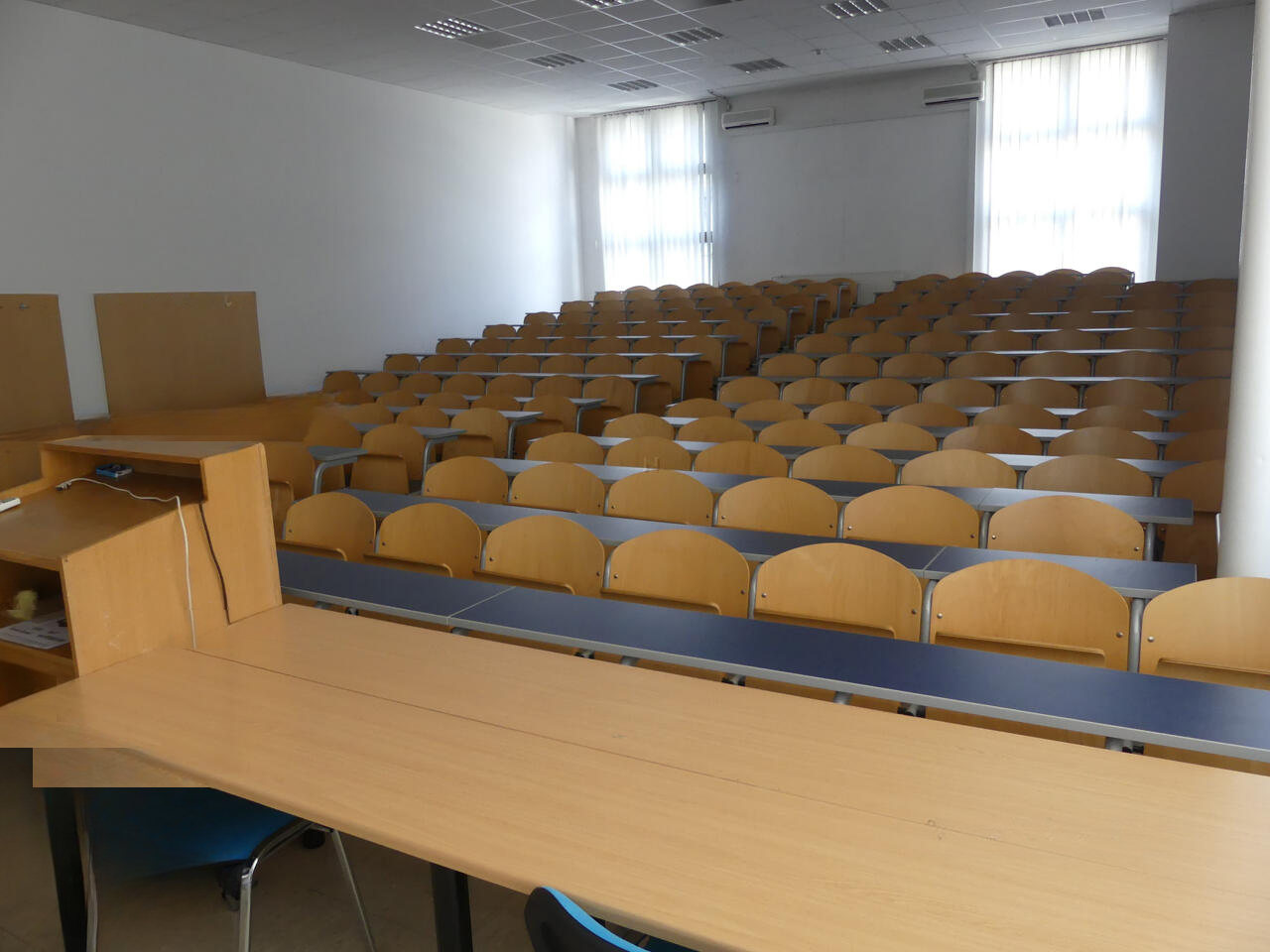 Офис в Любляне, Словения, 560 м² - фото 1