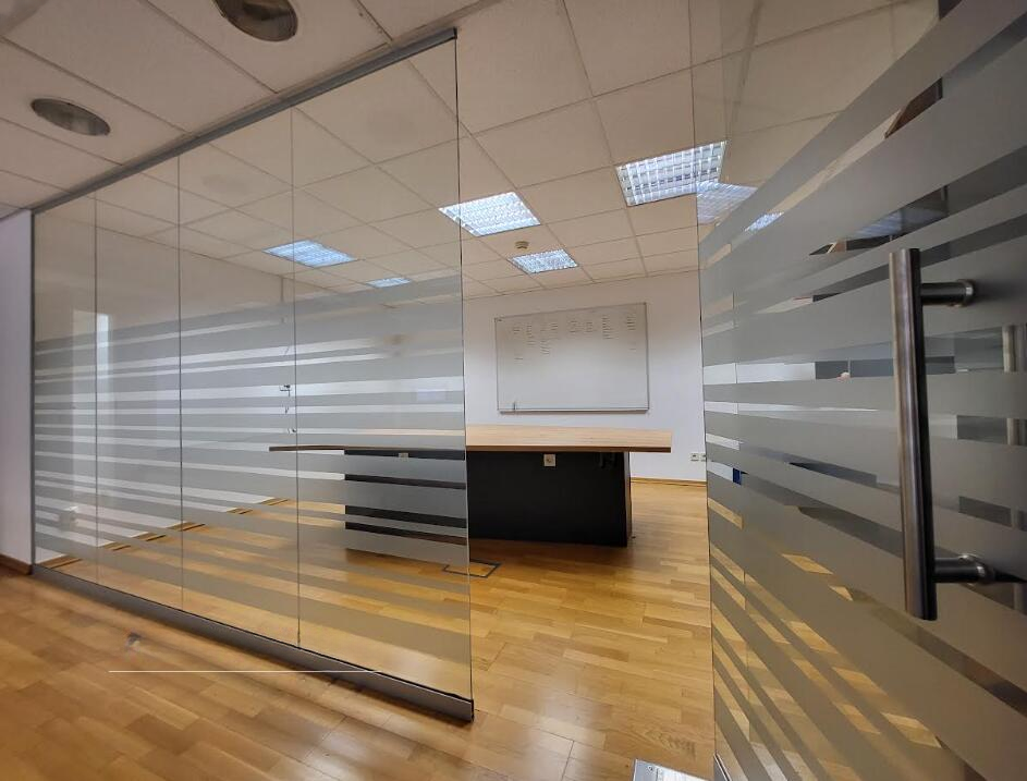 Офис в Любляне, Словения, 177 м² - фото 1