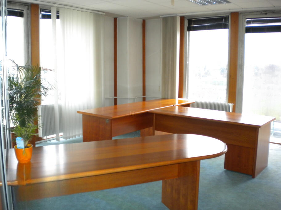 Офис в Любляне, Словения, 52 м² - фото 1