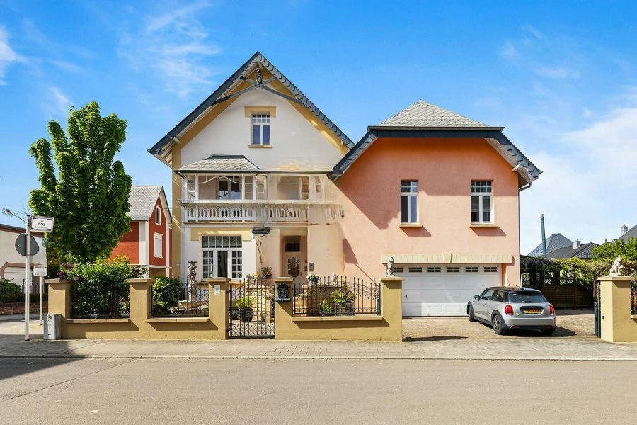 Квартира в Люксембурге, Люксембург, 234 м² - фото 1