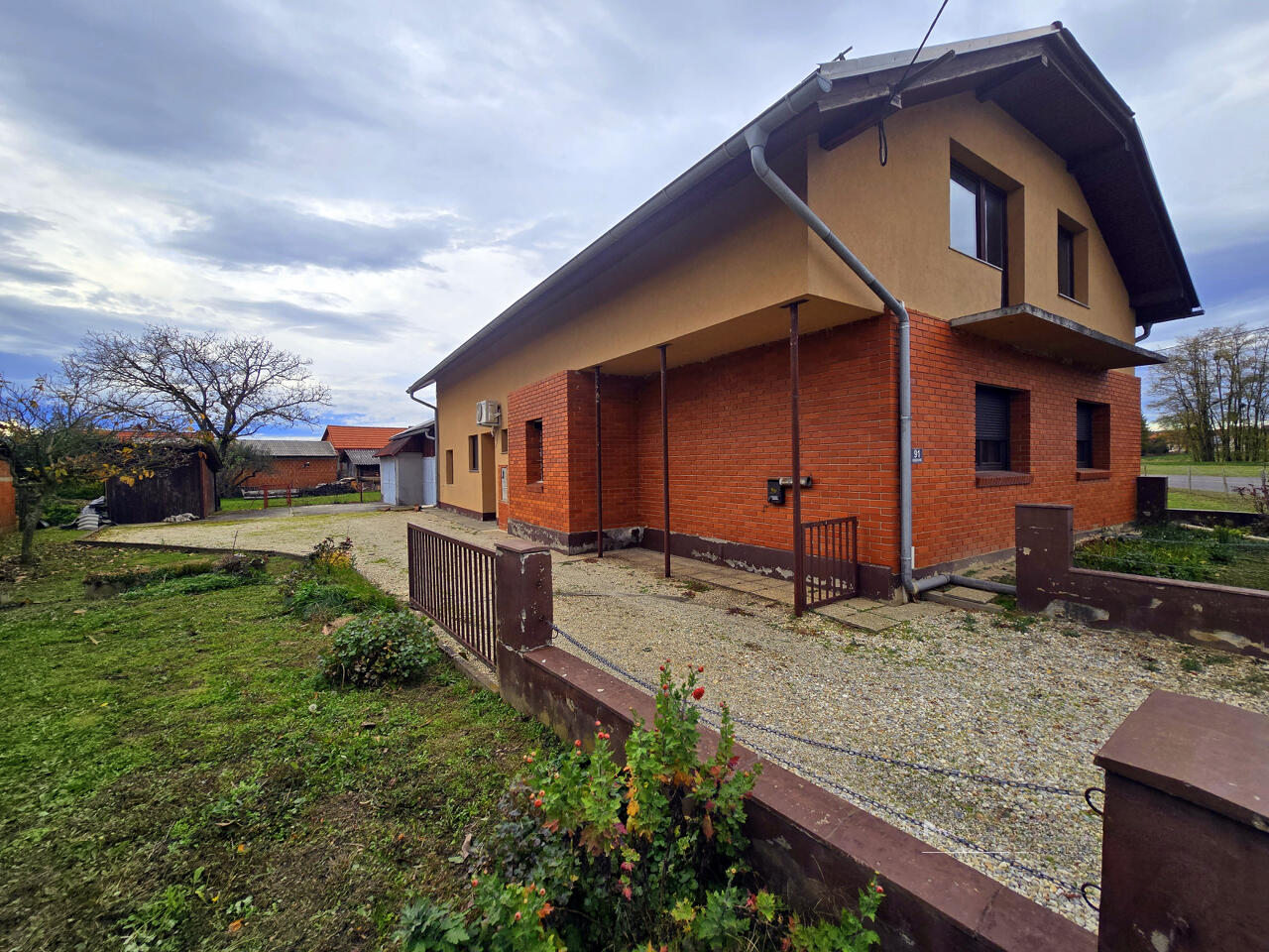 Дом в Лендаве, Словения, 270 м² - фото 1