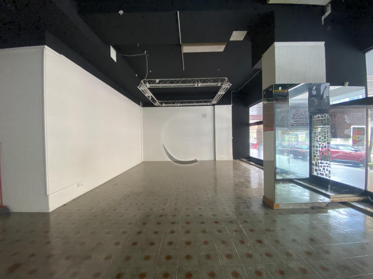 Офис в Любляне, Словения, 140 м² - фото 1