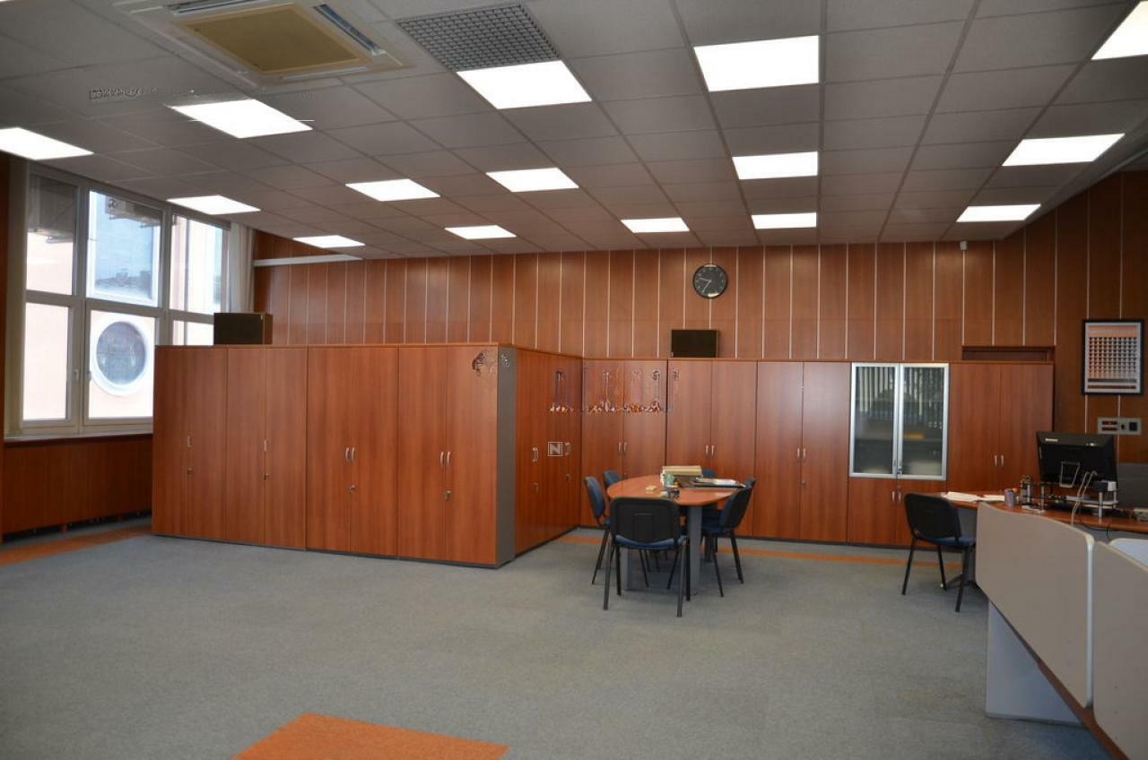Офис в Любляне, Словения, 950 м² - фото 2