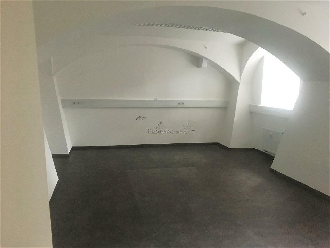Офис в Любляне, Словения, 67 м² - фото 2