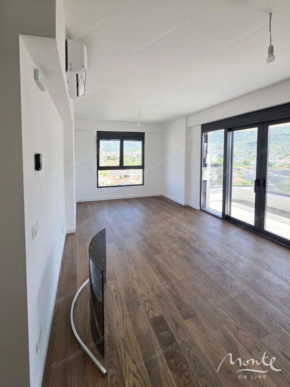 Апартаменты в Баре, Черногория, 71 м² - фото 1