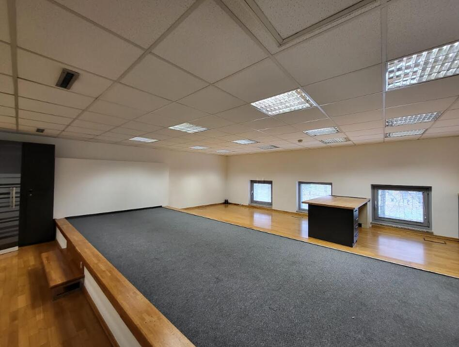 Офис в Любляне, Словения, 177 м² - фото 4