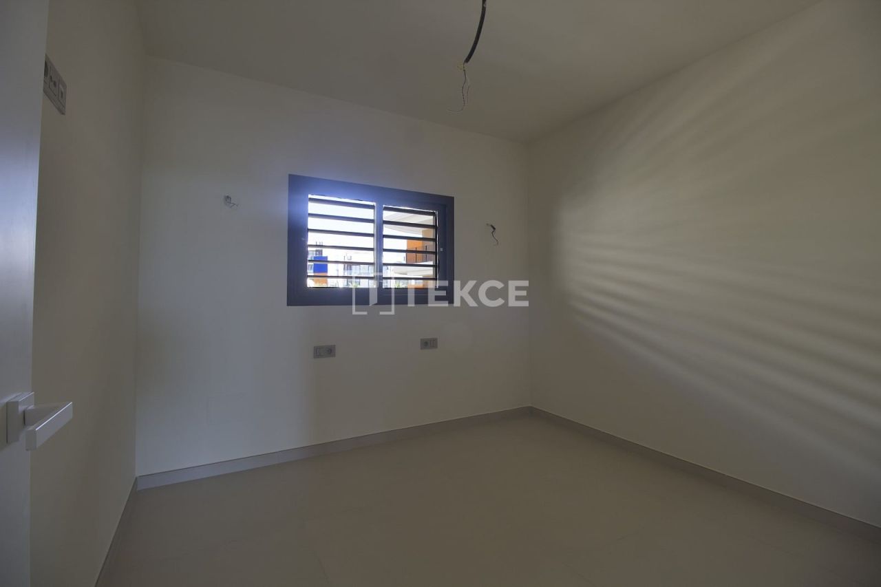 Апартаменты в Фуэнхироле, Испания, 90 м² - фото 18