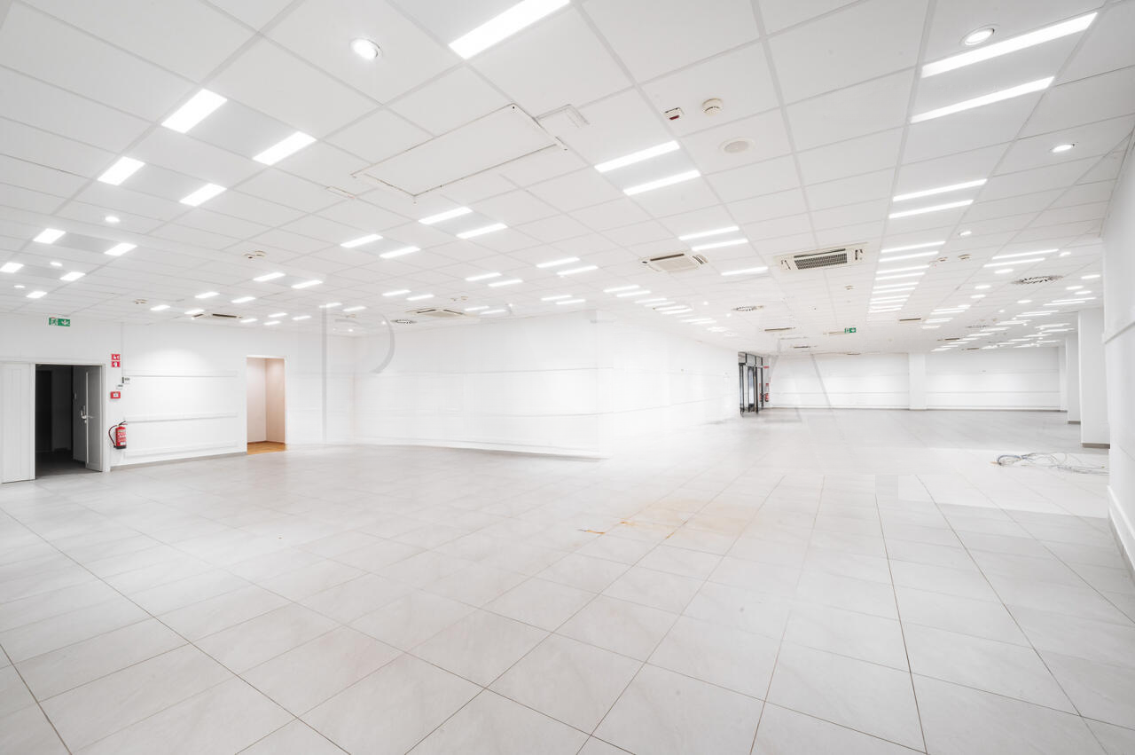 Офис в Любляне, Словения, 459 м² - фото 5