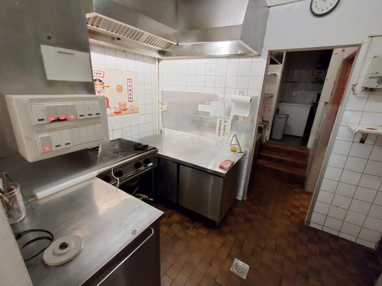 Офис в Любляне, Словения, 80 м² - фото 5