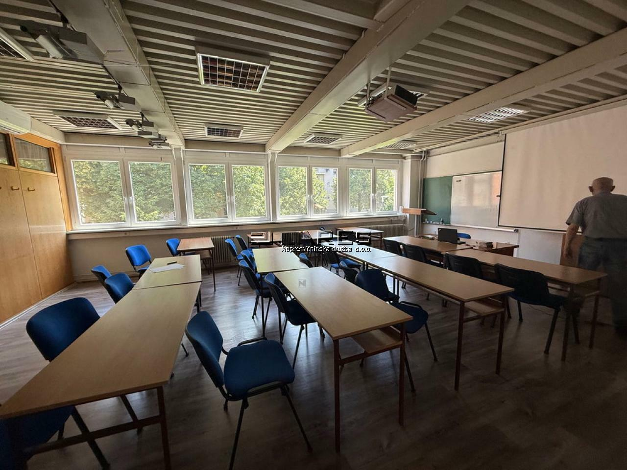 Офис в Любляне, Словения, 950 м² - фото 7