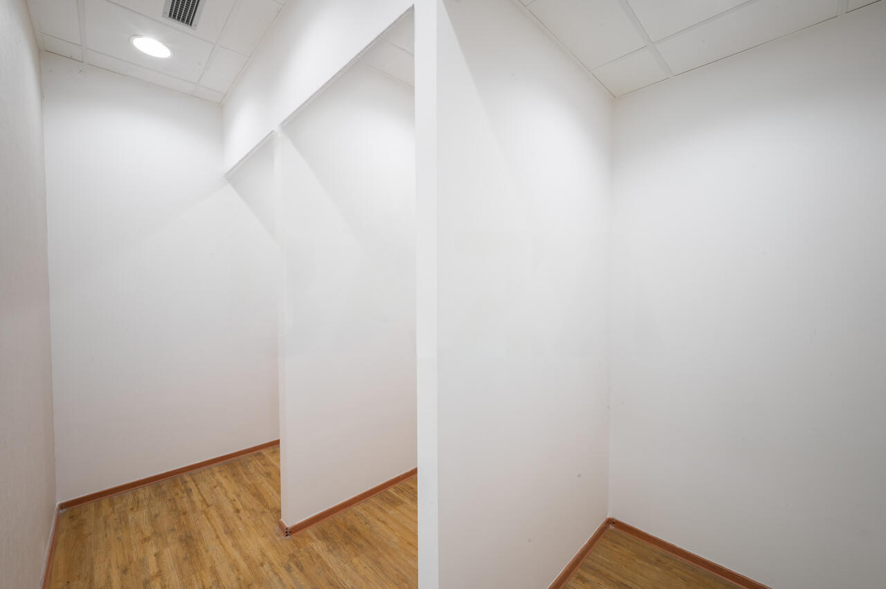 Офис в Любляне, Словения, 458 м² - фото 8