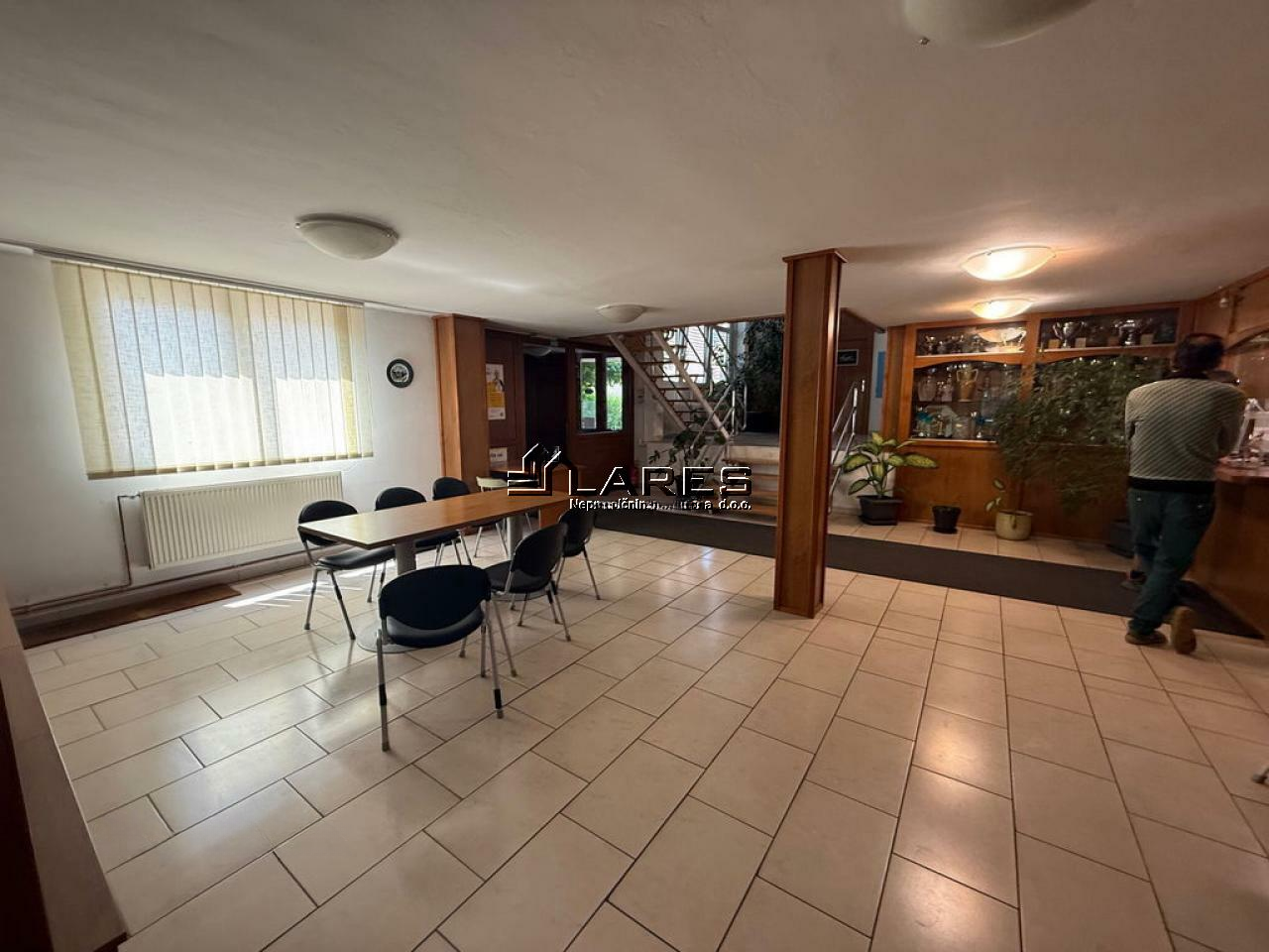 Офис в Любляне, Словения, 950 м² - фото 9