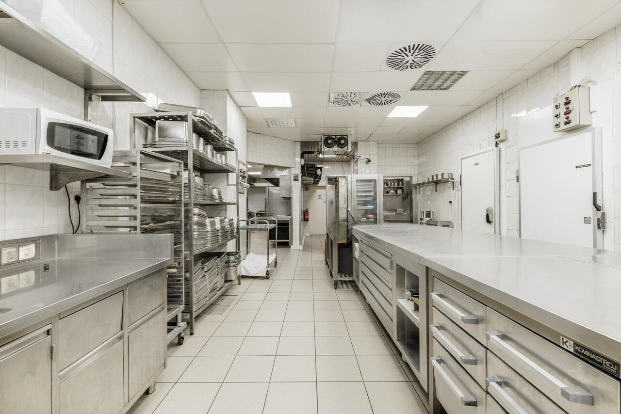 Офис в Любляне, Словения, 573 м² - фото 11