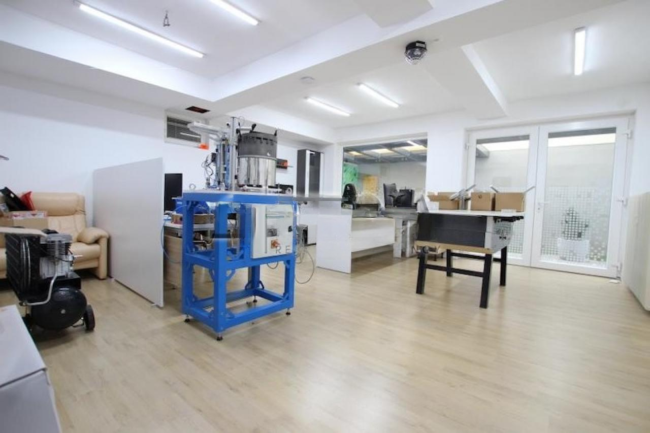 Офис в Любляне, Словения, 225 м² - фото 12