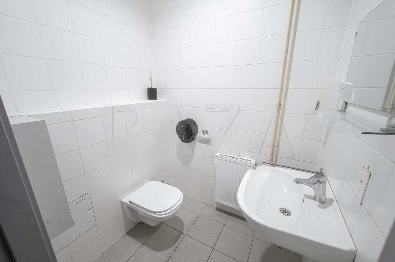 Офис в Любляне, Словения, 458 м² - фото 12