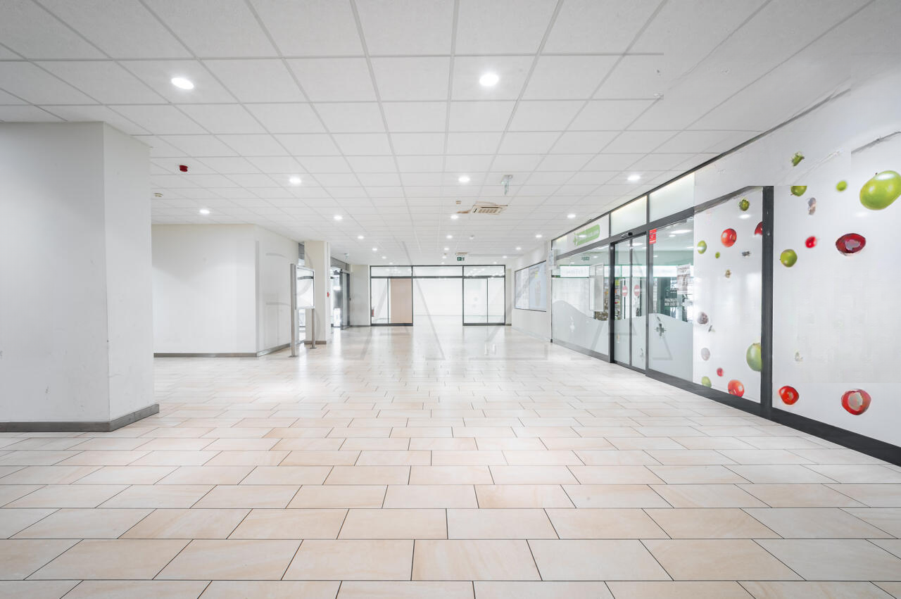 Офис в Любляне, Словения, 459 м² - фото 13