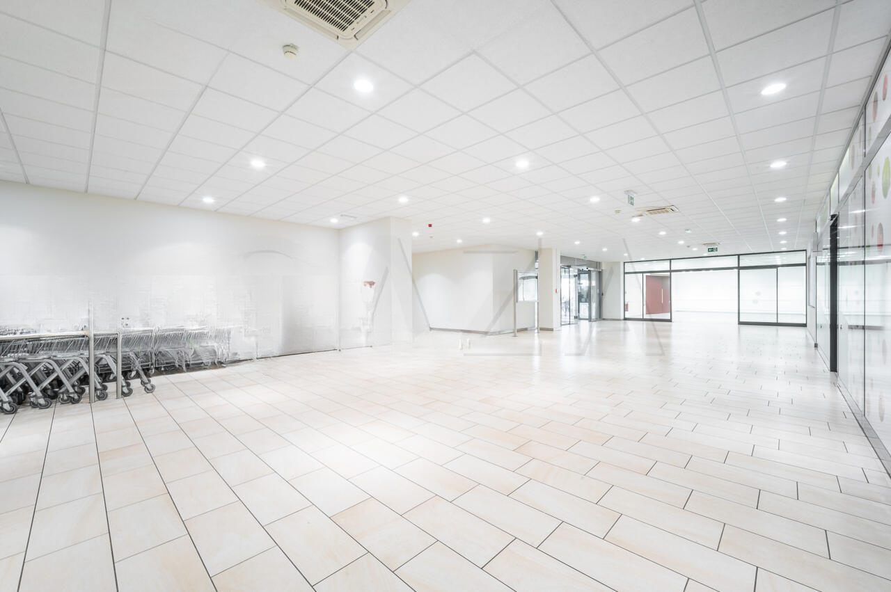 Офис в Любляне, Словения, 459 м² - фото 14